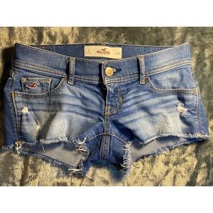Hollister booty shorts